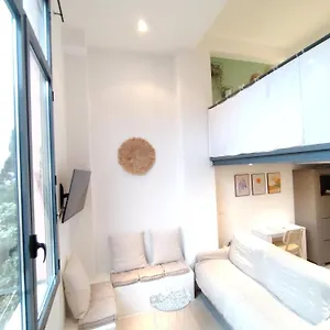 Apartment 35m2, Luminous Loft Close To The