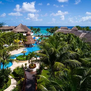 The Reef Coco & Resort